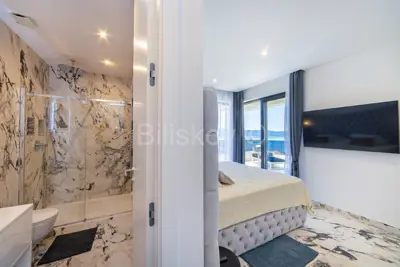 Vila 254 m², Komarna, bazen i panoramski pogled na more - 9