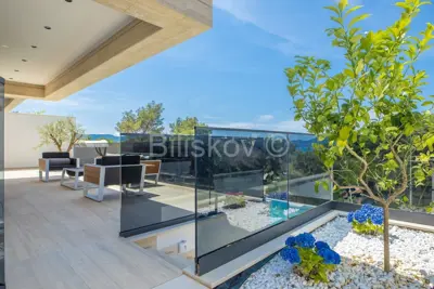 Villa 254 m², Komarna, pool and panoramic sea view - 18