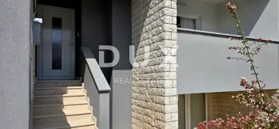 Haus 150 m², Umag - in der Nähe des Zentrums und des Meeres