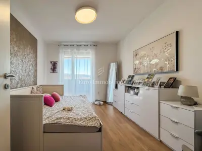 Modern apartment with a view of the old town of Labin - 9