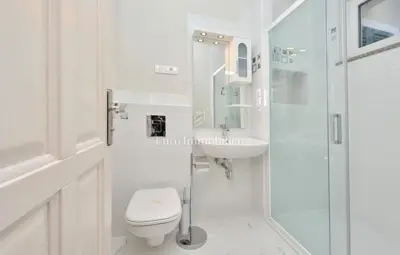 Haus zum Kauf in Košljun, 350 m² - 14