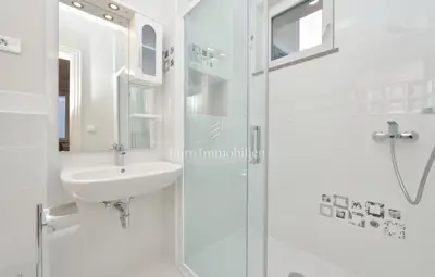 Haus zum Kauf in Košljun, 350 m² - 16