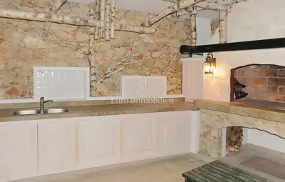 Haus zum Kauf in Košljun, 350 m² - 2