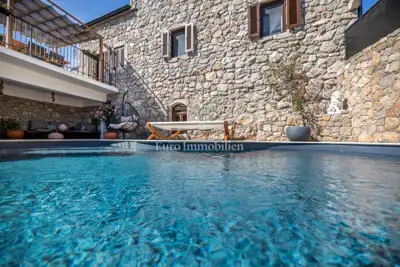Villa 257 m², Vrbnik na Krku - bazen i terasa - 3