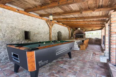 Immobilie 564 m², Veprinac - drei Häuser und Pool - 17