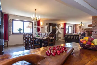 Immobilie 564 m², Veprinac - drei Häuser und Pool - 22