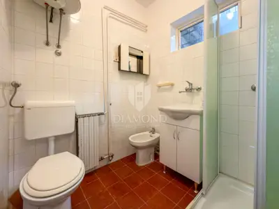 House 80 m², Labin - view and yard 453 m² - 7