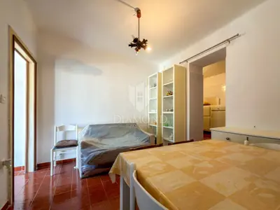 House 80 m², Labin - view and yard 453 m² - 3