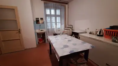Stan 140 m², centar Rijeke - 4 sobe i 2 kuhinje - 2