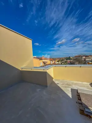 Pula, poseban stan sa 50 m² terase - 11