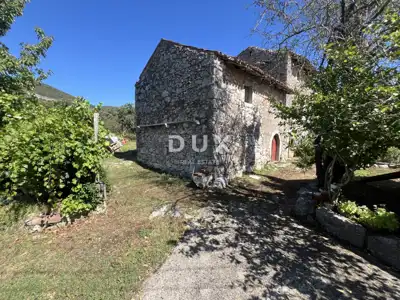 Haus 570 m², Lovran - 4 Objekte zur Renovierung - 6