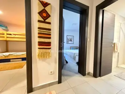 Stan 52 m², Stara Novalja - 2 spavaće sobe, terasa - 8