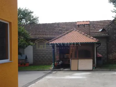 Kuća 230 m², Hrgovljani - mirna lokacija i velika okućnica - 11
