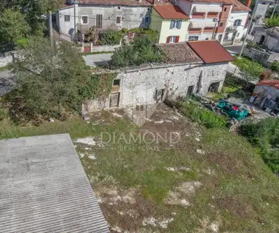 Land 595 m², Kanfanar - quiet location and access road - 8