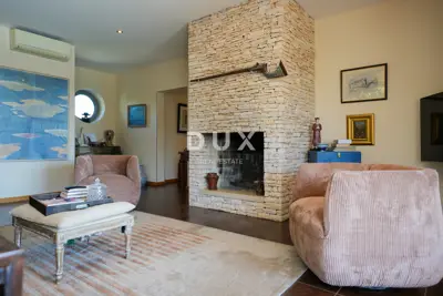 Labin, Haus 213,03 m², Pool, großer Garten, 3 Schlafzimmer - 9