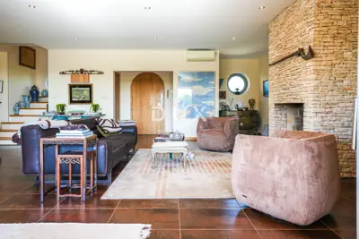 Labin, Haus 213,03 m², Pool, großer Garten, 3 Schlafzimmer - 10