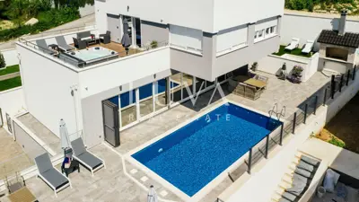 Podstrana, Split, luxury house with pool for rent