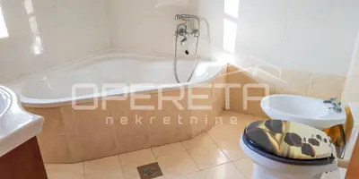 Kuća 223 m², stari grad Buzet, vrt i pogled - 11
