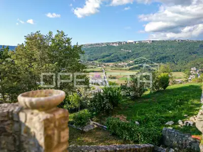 Kuća 223 m², stari grad Buzet, vrt i pogled - 2