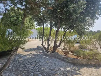 Građevinsko zemljište 1.280 m², otok Hvar - blizu mora - 9