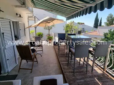 Kuća, Trogir, 82 m², 330 000 € - 2