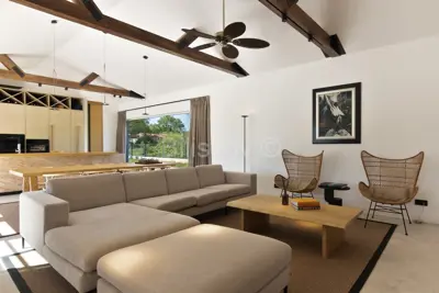 Istra, luksuzna novoizgrađena vila s bazenom, parcela 5.764 m² - 2
