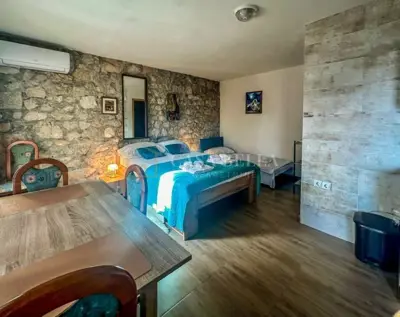 Stone house 48 m², Grižane-Belgrad, sea and mountain views