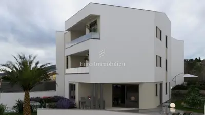 Apartman 101 m², Vrbnik - okućnica i vlastiti bazen - 3