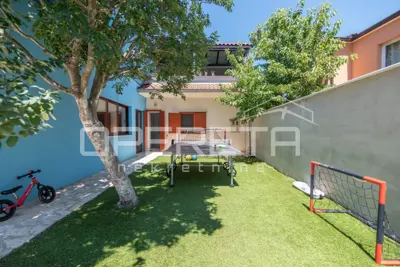 Villa 280 m², Dugopolje - quiet location and pool - 5