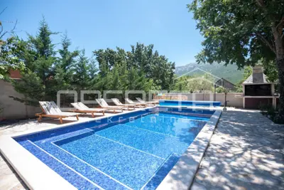 Villa 280 m², Dugopolje - quiet location and pool - 4
