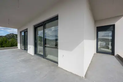 Zu verkaufen: Modernes Haus mit Meerblick, Seget - 3