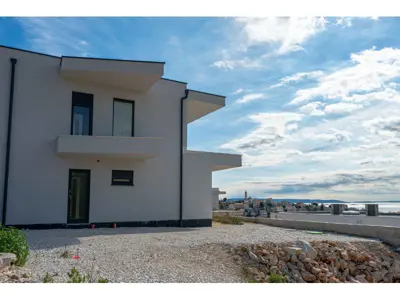 For Sale: Modern House with Sea View, Seget - 9