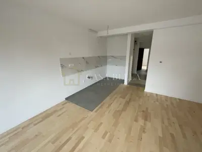 Stan 75,75 m², Gornja Dubrava - prizemlje, lođa i spremište