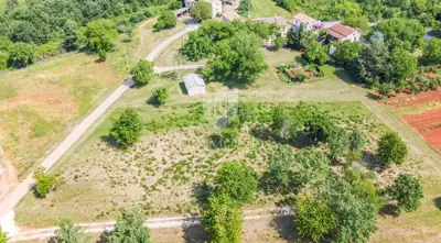 Building plot 3,366 m², Poreč - investment for holidays