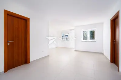 Kastav, stan 2s+db, balkon, dva parkirna mjesta - 4