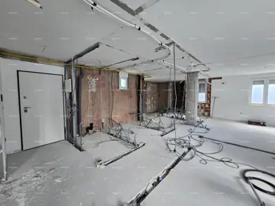 Stan 171 m², Pula Centar - terasa 60 m² i lift - 4