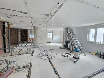 Stan 171 m², Pula Centar - terasa 60 m² i lift - 8
