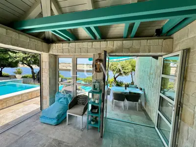 Villa 158 m², Šimuni - erste Reihe zum Meer, Infinity-Pool - 11