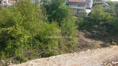 Building plot 2,389 m², Viškovo - quiet location