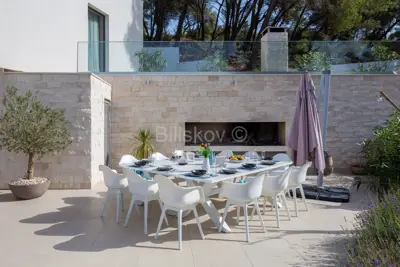 Vila 244 m², Splitska na Braču, prvi red do mora - 5