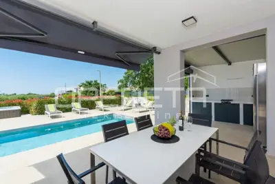 Istra, Poreč Umgebung- Modernes Haus mit Pool - 14