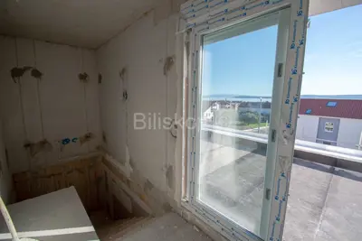 Penthouse 125 m², Kaštel Novi – terrace 86 m² and two floors - 6