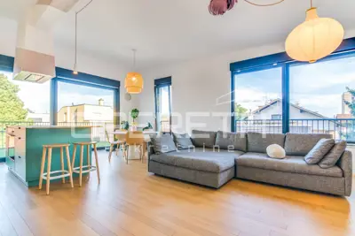 Penthouse 115 m², Trešnjevka - Sjever, velika terasa i garaža - 1