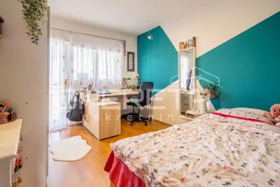 House 460 m², Sopnica - quiet dead-end street - 9