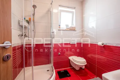 House 460 m², Sopnica - quiet dead-end street - 11
