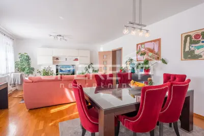 House 460 m², Sopnica - quiet dead-end street - 4