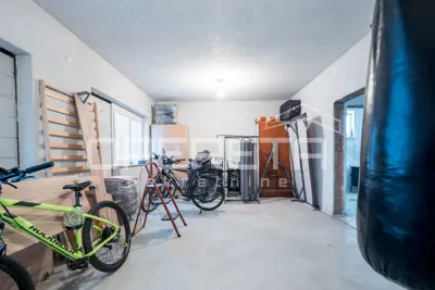 House 460 m², Sopnica - quiet dead-end street - 17