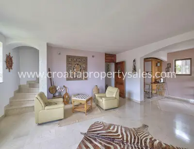 Kuća, Brač, 280 m², 850 000 € - 5