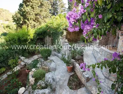 Kuća, Brač, 280 m², 850 000 € - 7