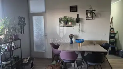 Stan u Puli, Vidikovac - 2 spavaće sobe, balkon - 2